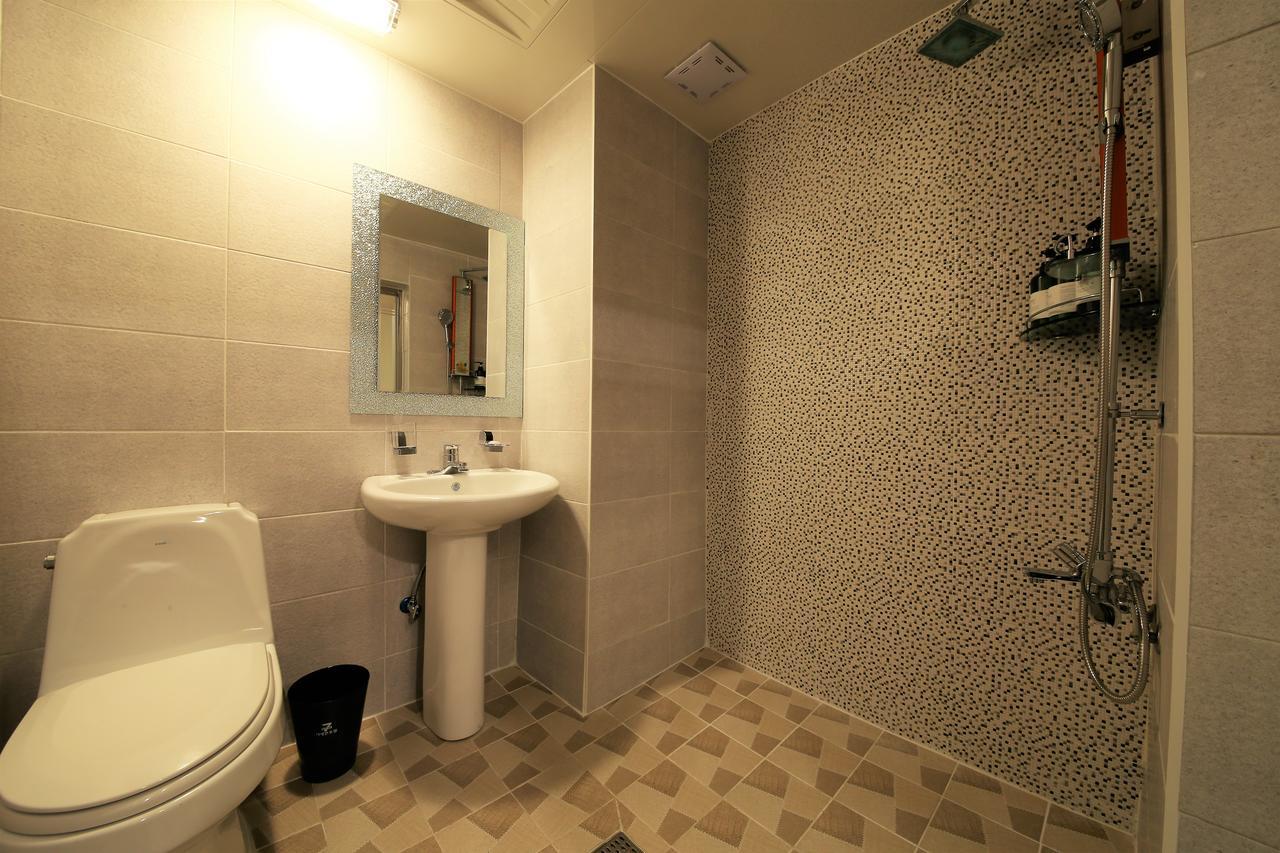 The 7 Hotel ポハン エクステリア 写真